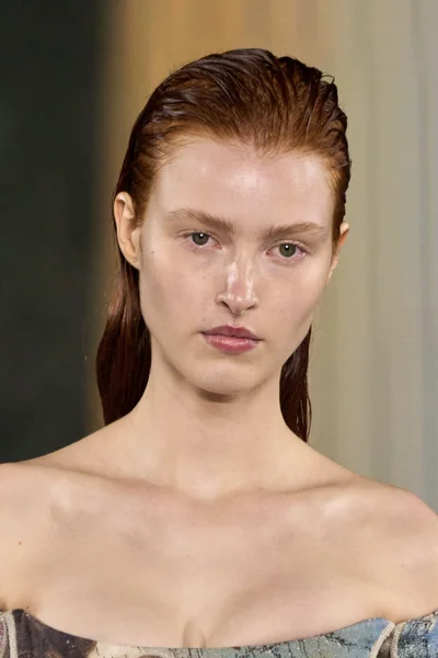 Look 61
